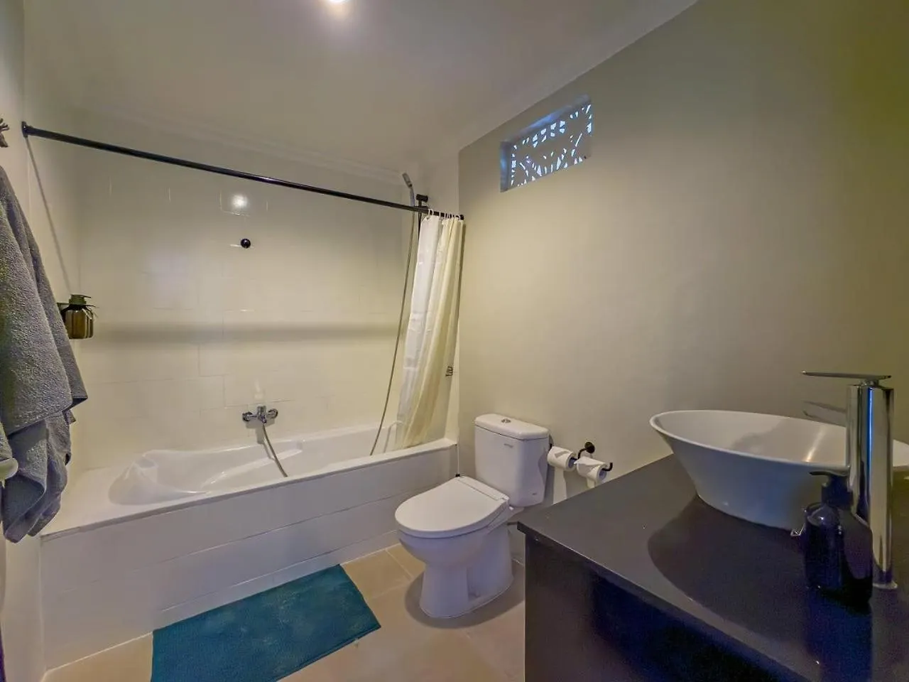 3 Bed Tropical Villa With Private Pool Canggu  0*, Canggu (Bali)