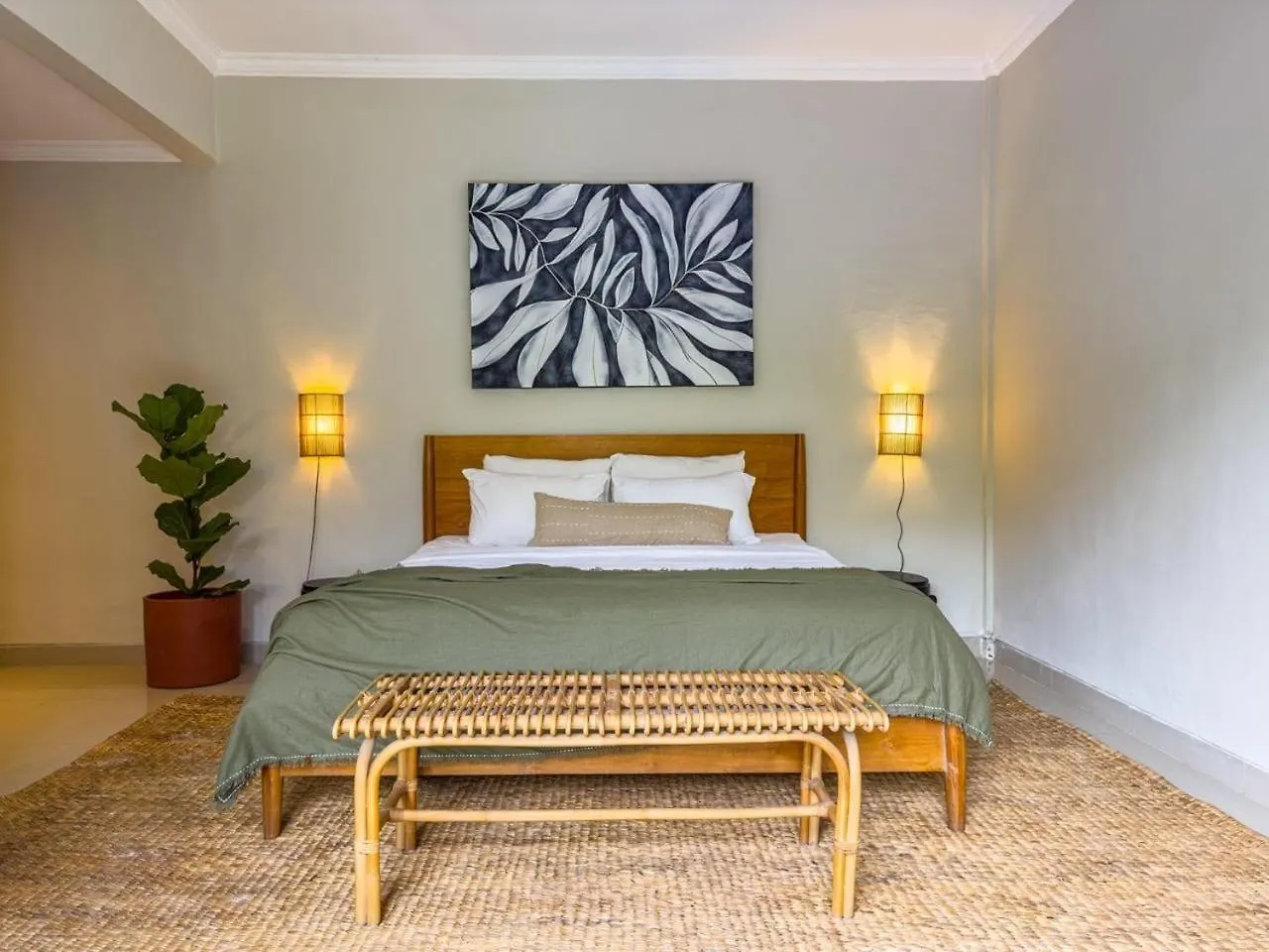 3 Bed Tropical Villa With Private Pool Canggu